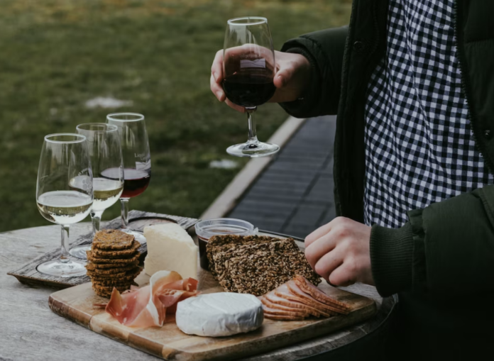 Philly! Come in to the City for World Class Experience: New York Wine Studio starts classes this October in NYC, with Wine Expert Alan Tardi